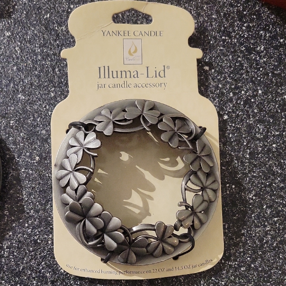 Yankee Candle Clover Illuma-Lid Jar Candle Accessory